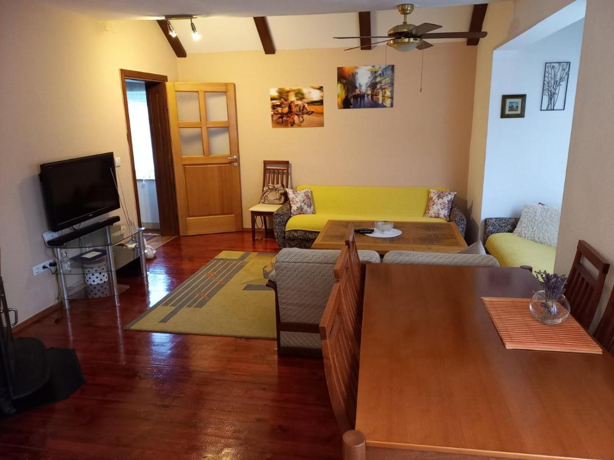קולן וקוף Vacation Home "Cehic" מראה חיצוני תמונה
