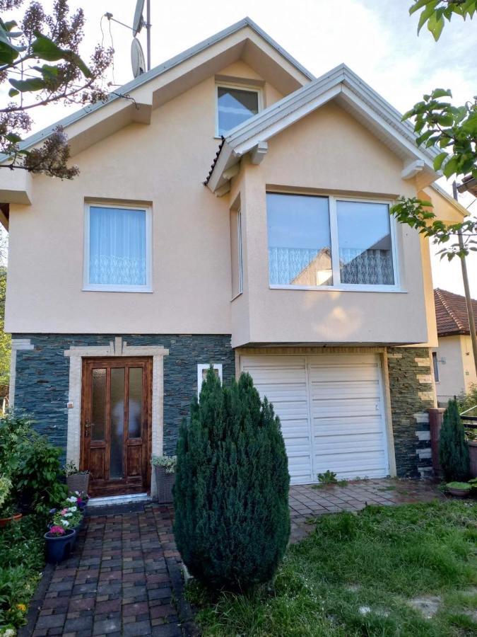קולן וקוף Vacation Home "Cehic" מראה חיצוני תמונה